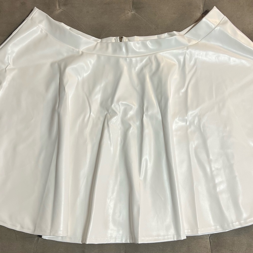 Elegant White A-Line Skirt